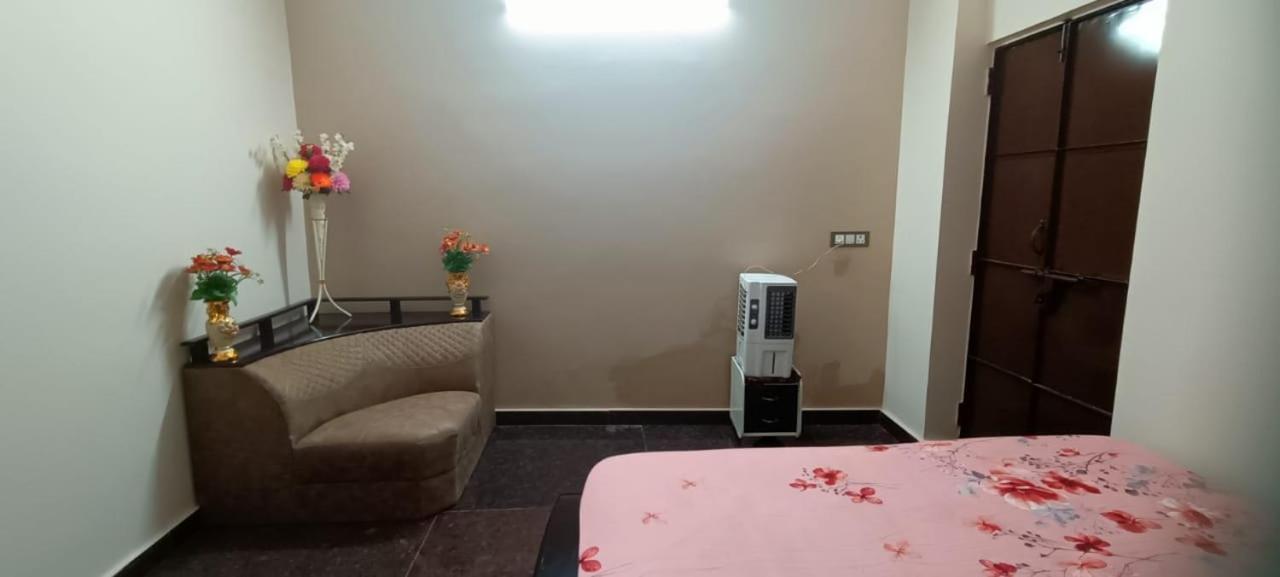 Ruqaiyah Manzil Hotel Haiderabad Buitenkant foto